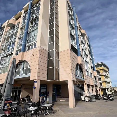 Apartment T2 Vue Port De